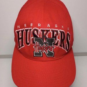 Starter Nebraska Huskers NCAA Team Logo Baseball Style Red Snapback Hat Cap